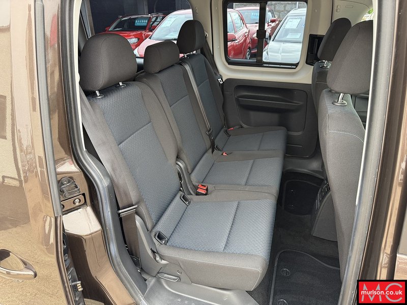 Volkswagen 2.0 TDi C20 Maxi Combi Van 5dr Diesel Manual FWD (Window) (128 g/km, 101 bhp)