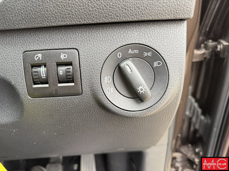 Volkswagen 2.0 TDi C20 Maxi Combi Van 5dr Diesel Manual FWD (Window) (128 g/km, 101 bhp)