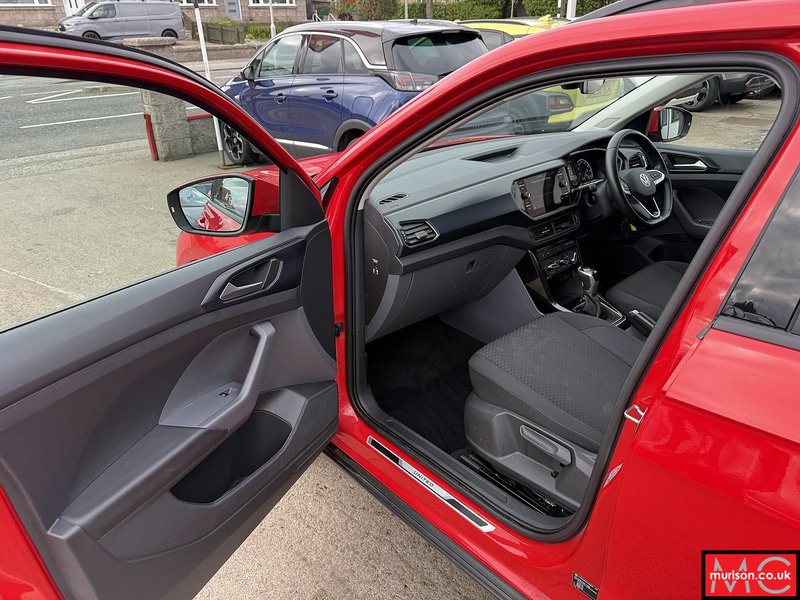 Volkswagen T-Cross United Tsi Dsg Hatchback 1.0 Semi Auto Petrol