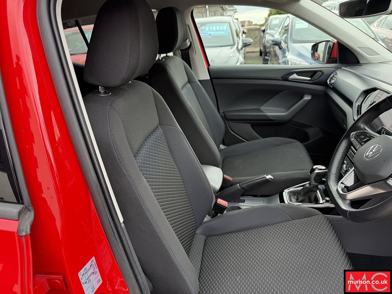 Volkswagen T-Cross United Tsi Dsg Hatchback 1.0 Semi Auto Petrol