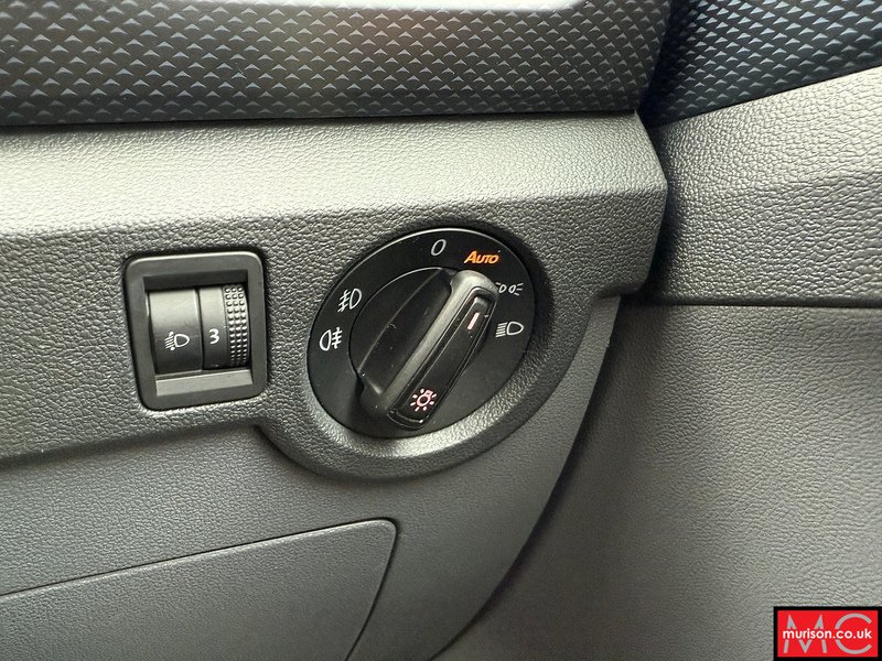 Volkswagen T-Cross United Tsi Dsg Hatchback 1.0 Semi Auto Petrol