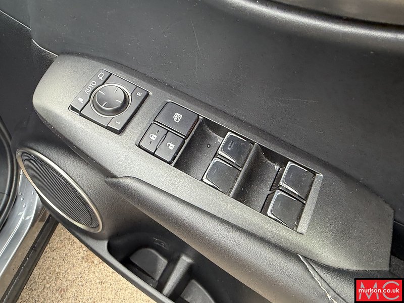 Lexus 2.5 300h Sport SUV 5dr Petrol Hybrid E-CVT 4WD Euro 6 (s/s) (197 ps)