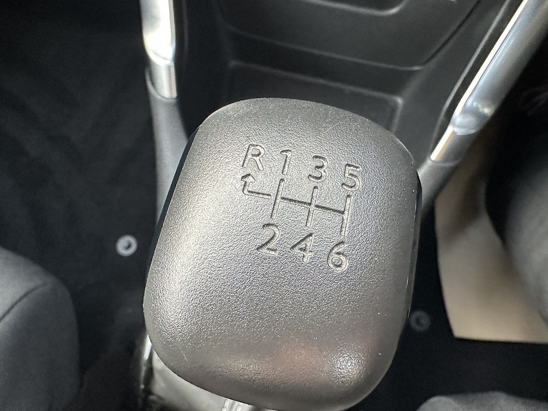 Citroen 1.5 BlueHDi Shine SUV 5dr Diesel Manual Euro 6 (s/s) (110 ps)