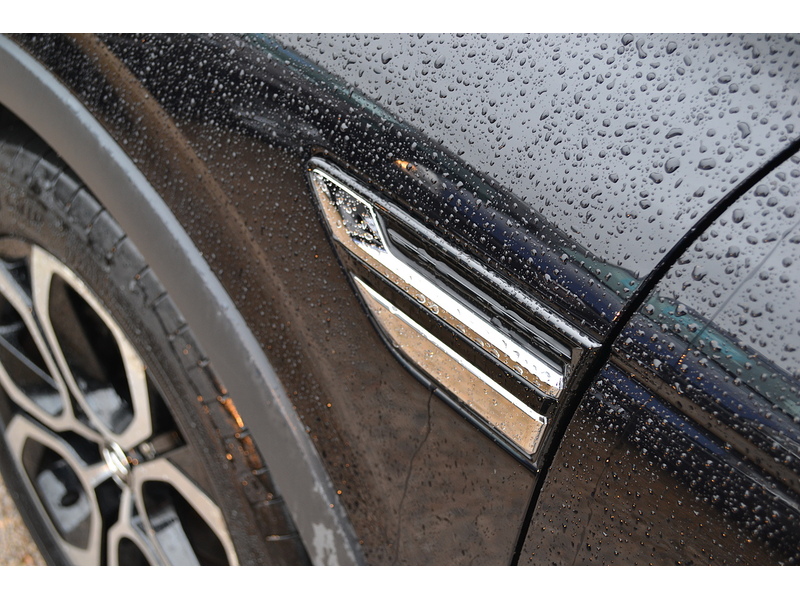 Renault 1.6 E-TECH S Edition SUV 5dr Petrol Hybrid Auto 2WD Euro 6 (s/s) (145 bhp)