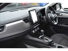 Renault Arkana E-TECH S Edition 