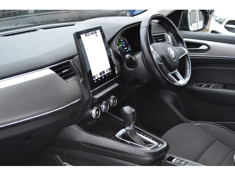 Renault 1.6 E-TECH S Edition SUV 5dr Petrol Hybrid Auto 2WD Euro 6 (s/s) (145 bhp)