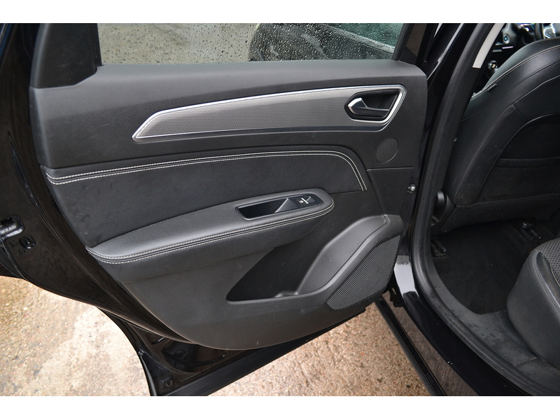 Renault 1.6 E-TECH S Edition SUV 5dr Petrol Hybrid Auto 2WD Euro 6 (s/s) (145 bhp)