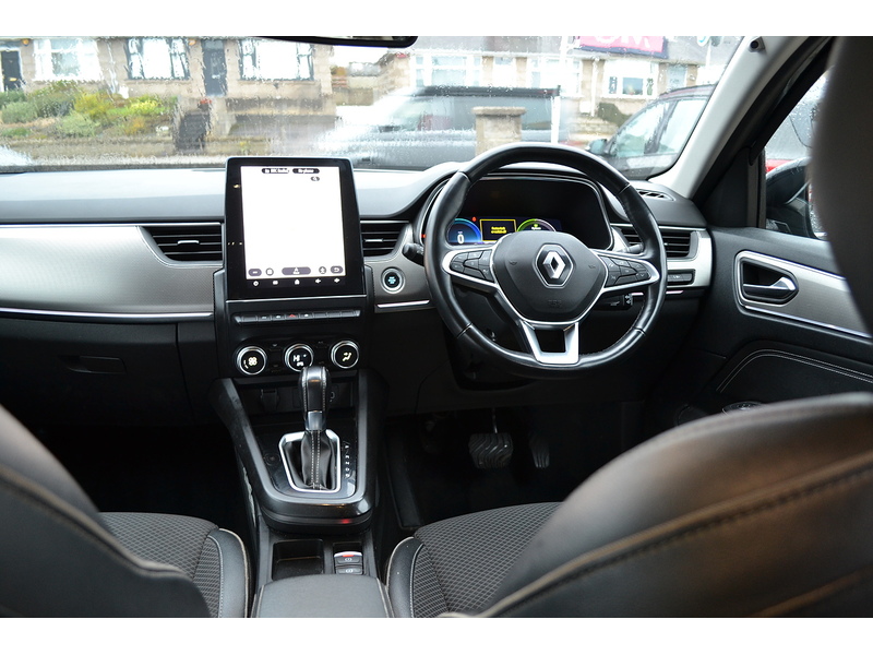 Renault 1.6 E-TECH S Edition SUV 5dr Petrol Hybrid Auto 2WD Euro 6 (s/s) (145 bhp)