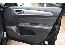 Renault Arkana E-TECH S Edition 