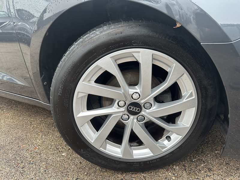 Audi 1.0 TFSI 25 Sport Sportback 5dr Petrol Manual Euro 6 (s/s) (95 ps)