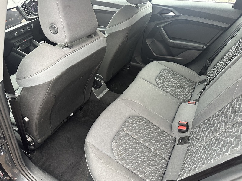 Audi 1.0 TFSI 25 Sport Sportback 5dr Petrol Manual Euro 6 (s/s) (95 ps)