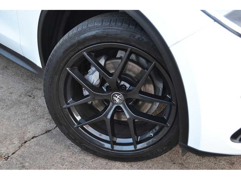 Alfa Romeo 2.0T Nero Edizione SUV 5dr Petrol Auto Q4 AWD Euro 6 (s/s) (200 ps)