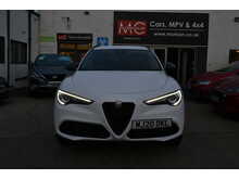 Alfa Romeo Stelvio T Nero Edizione 