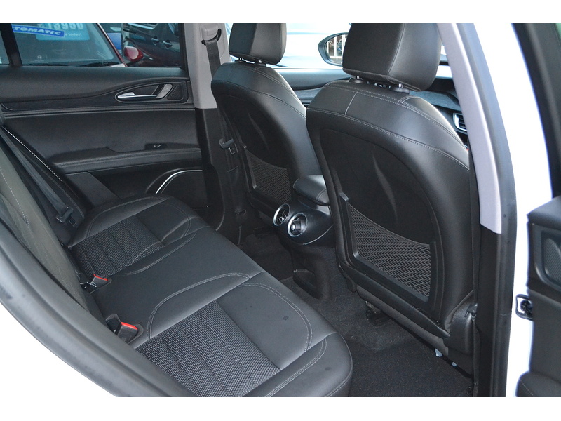 Alfa Romeo 2.0T Nero Edizione SUV 5dr Petrol Auto Q4 AWD Euro 6 (s/s) (200 ps)