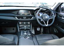 Alfa Romeo Stelvio T Nero Edizione 