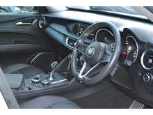 Alfa Romeo Stelvio T Nero Edizione 