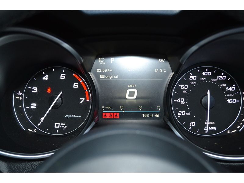 Alfa Romeo 2.0T Nero Edizione SUV 5dr Petrol Auto Q4 AWD Euro 6 (s/s) (200 ps)