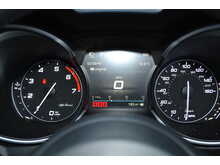 Alfa Romeo Stelvio T Nero Edizione 