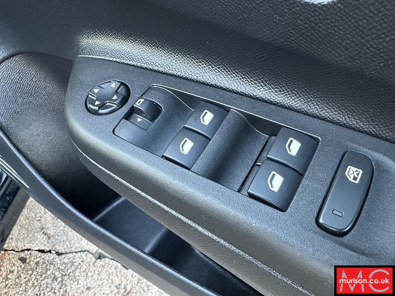 Vauxhall 1.2 GS Line Hatchback 5dr Petrol Manual Euro 6 (75 ps)