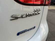 Suzuki SX4 S-Cross Boosterjet MHEV SZ-T 