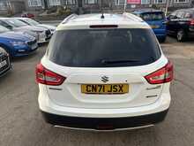Suzuki SX4 S-Cross Boosterjet MHEV SZ-T 