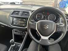 Suzuki SX4 S-Cross Boosterjet MHEV SZ-T 