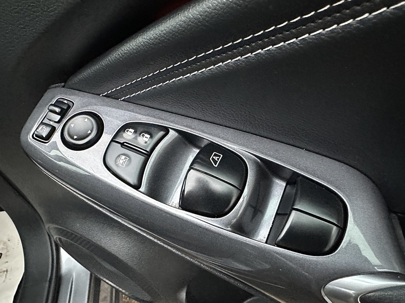 Nissan 1.0 DIG-T Tekna SUV 5dr Petrol Manual Euro 6 (s/s) (114 ps)