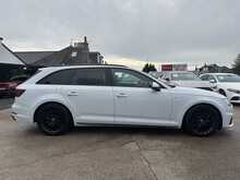 Audi A4 Avant TFSI Black Edition 