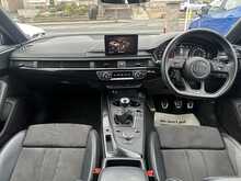 Audi A4 Avant TFSI Black Edition 