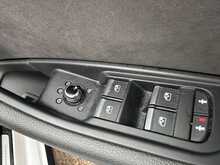 Audi A4 Avant TFSI Black Edition 