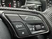 Audi A4 Avant TFSI Black Edition 