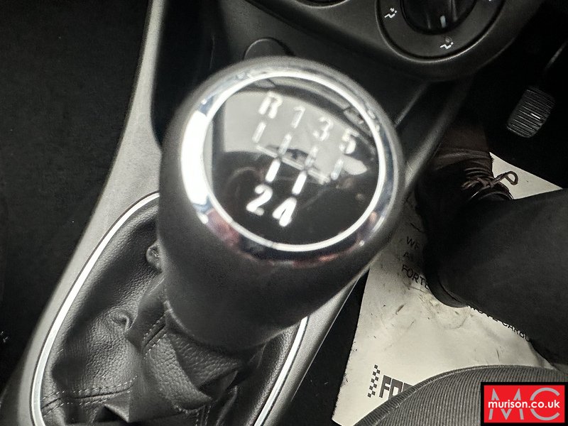 Vauxhall 1.4i ecoFLEX Design Hatchback 5dr Petrol Manual Euro 6 (75 ps)