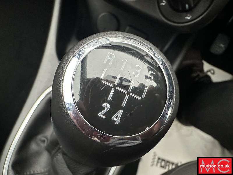 Vauxhall 1.4i ecoFLEX Design Hatchback 5dr Petrol Manual Euro 6 (75 ps)