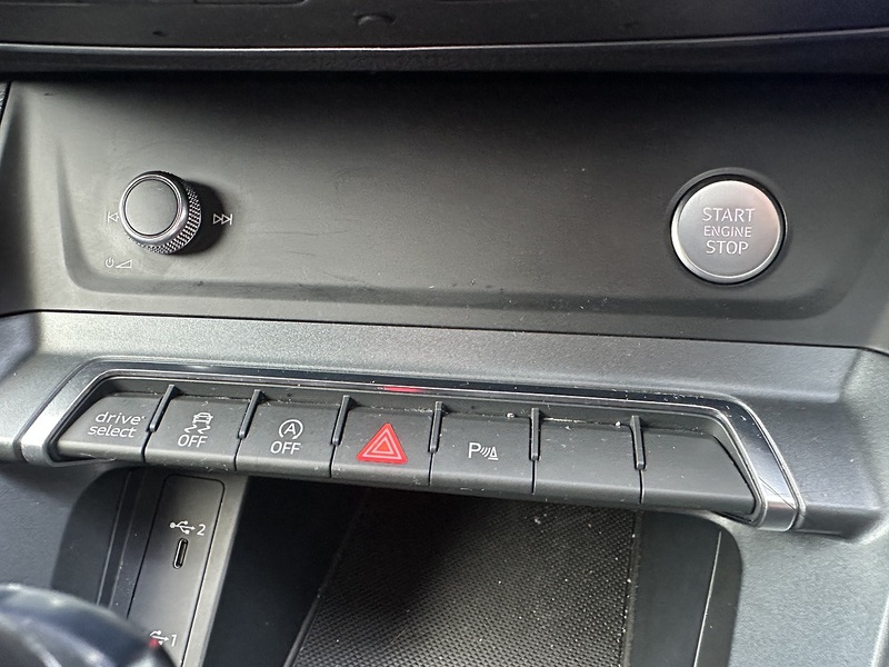 Audi 2.0 TFSI 40 S line SUV 5dr Petrol S Tronic quattro Euro 6 (s/s) (190 ps)