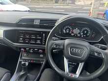 Audi Q3 TFSI S line 