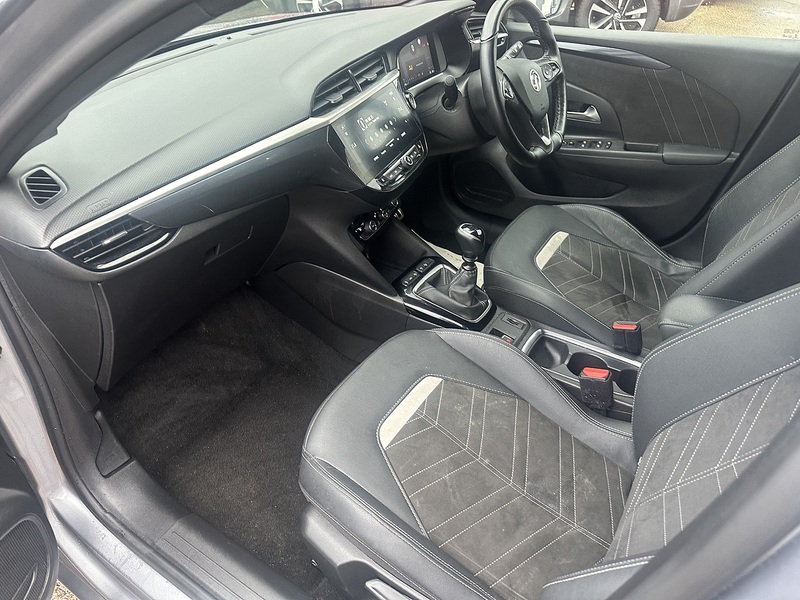 Vauxhall 1.2 Turbo Ultimate Hatchback 5dr Petrol Manual Euro 6 (s/s) (100 ps)