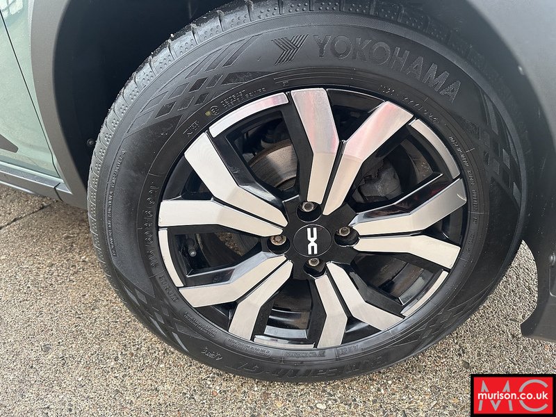 Dacia 1.0 TCe Journey Hatchback 5dr Petrol Manual Euro 6 (s/s) (90 ps)