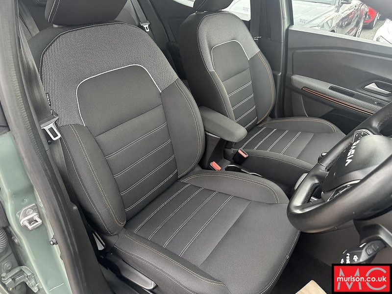 Dacia 1.0 TCe Journey Hatchback 5dr Petrol Manual Euro 6 (s/s) (90 ps)