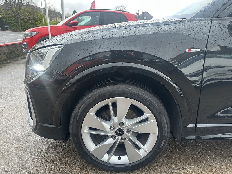 Audi 1.0 TFSI 30 S line SUV 5dr Petrol Manual Euro 6 (s/s) (110 ps)