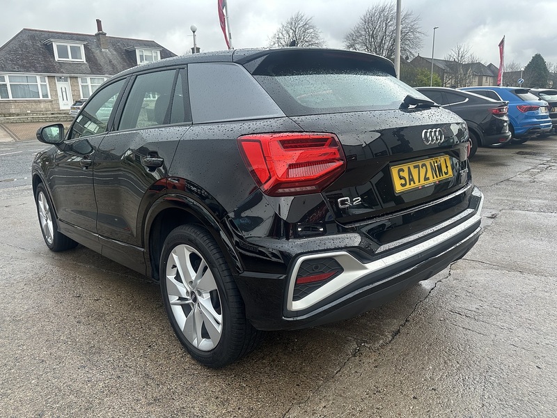 Audi 1.0 TFSI 30 S line SUV 5dr Petrol Manual Euro 6 (s/s) (110 ps)