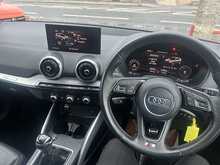 Audi Q2 TFSI S line 