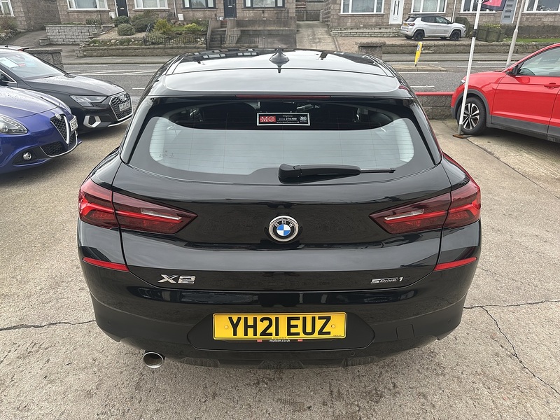 BMW 1.5 18i Sport SUV 5dr Petrol Manual sDrive Euro 6 (s/s) (136 ps)