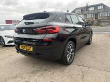 BMW X2 18i Sport 