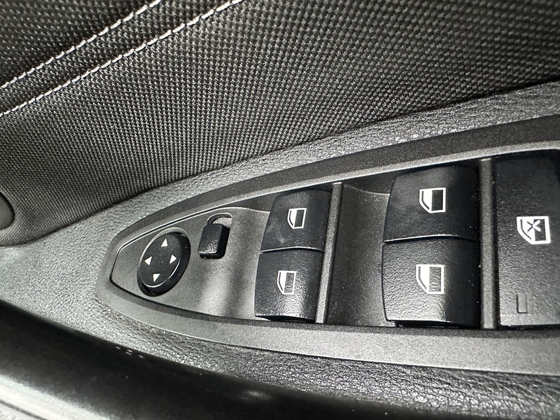 BMW 1.5 18i Sport SUV 5dr Petrol Manual sDrive Euro 6 (s/s) (136 ps)