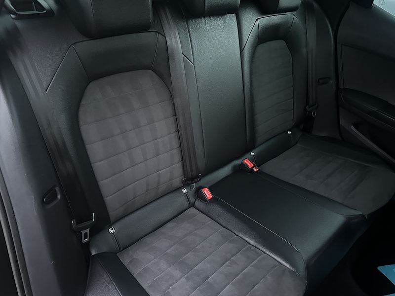 SEAT 1.0 TSI FR Edition SUV 5dr Petrol Manual Euro 6 (s/s) (110 ps)