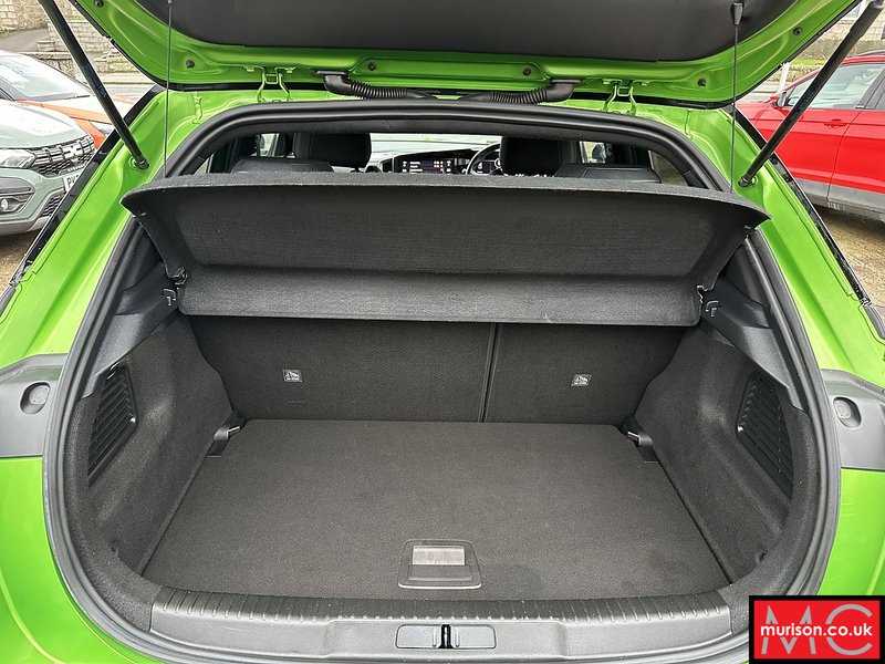 Vauxhall 1.2 Turbo Ultimate SUV 5dr Petrol Manual Euro 6 (s/s) (136 ps)