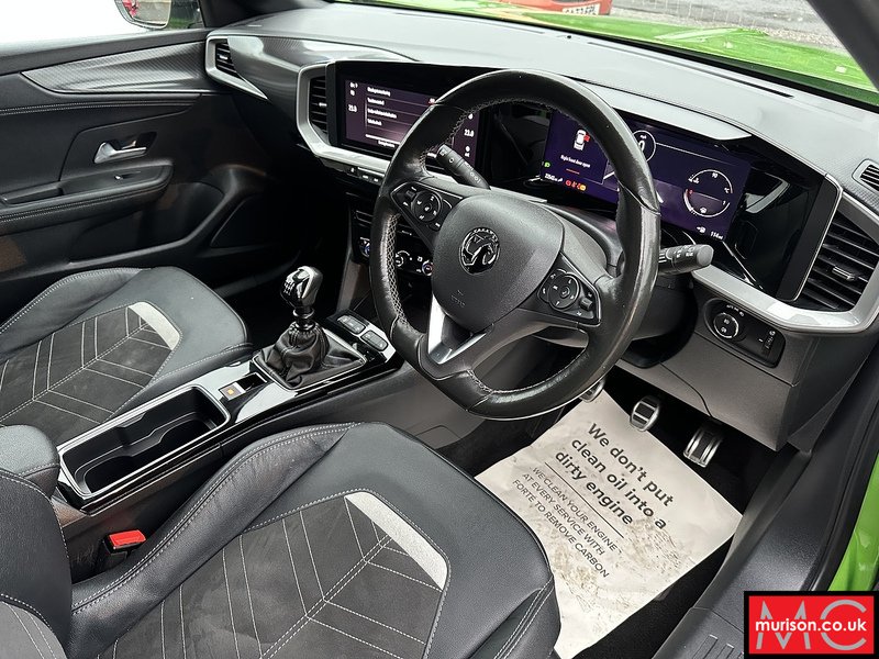 Vauxhall 1.2 Turbo Ultimate SUV 5dr Petrol Manual Euro 6 (s/s) (136 ps)