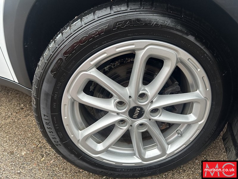 MINI 1.6 Cooper SUV 3dr Petrol Auto ALL4 Euro 6 (122 ps)