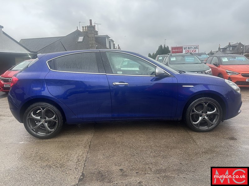 Alfa Romeo Giulietta Jtdm-2 Super Hatchback 2.0 Manual Diesel