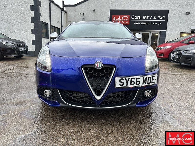 Alfa Romeo Giulietta Jtdm-2 Super Hatchback 2.0 Manual Diesel